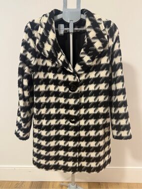 HISO Wool Coat Rare Pattern Black & White Houndstooth Made in Canada Fuzzy Soft